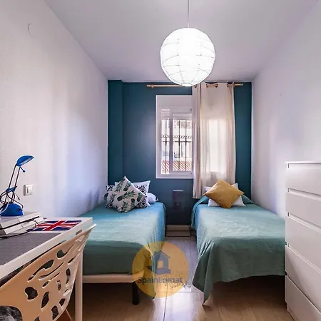 Nice 2 Bedroom For Family In Los Pacos Appartement Fuengirola